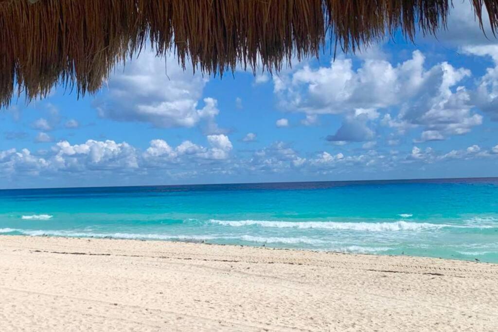 Cancun Studio - Steps To Beach And Water Fun Extérieur photo