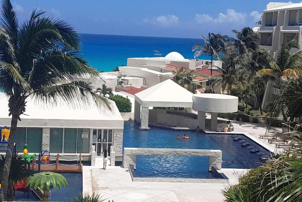 Cancun Studio - Steps To Beach And Water Fun Extérieur photo