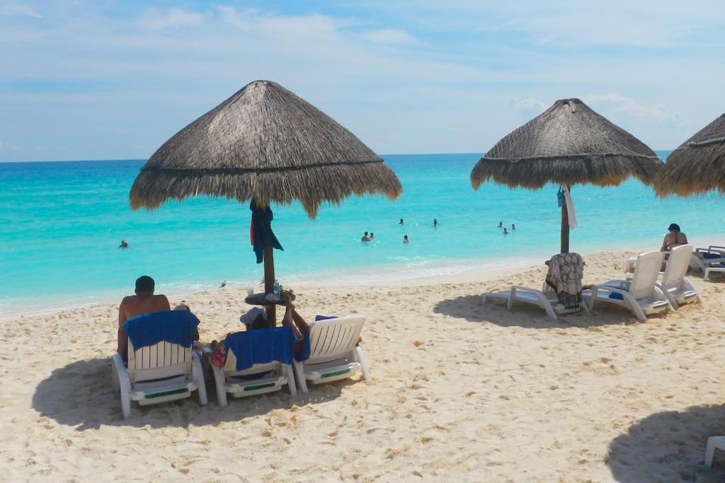Cancun Studio - Steps To Beach And Water Fun Extérieur photo