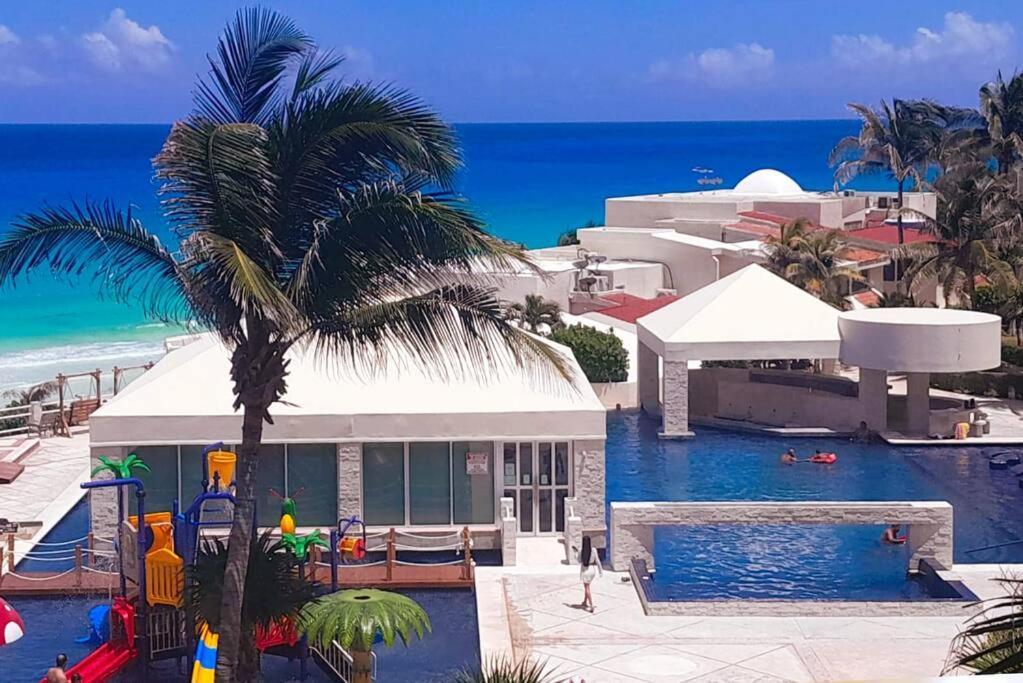 Cancun Studio - Steps To Beach And Water Fun Extérieur photo